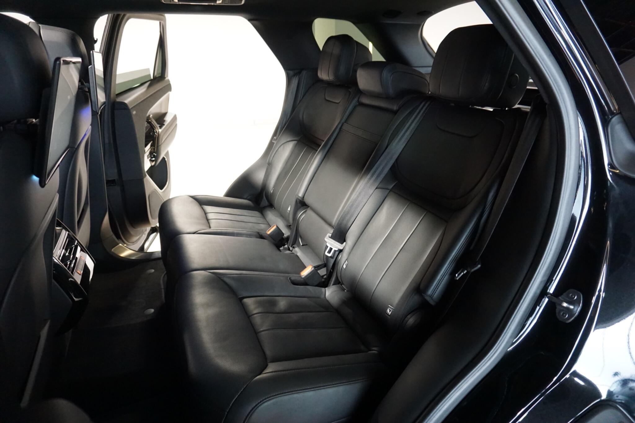 Land Rover Range Rover Sport 3.0 D300 MHEV Dynamic SE SUV 5dr Diesel Auto 4WD Euro 6 (s/s) (300 ps)